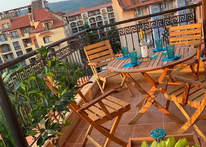 Kasandra アパート サニービーチ